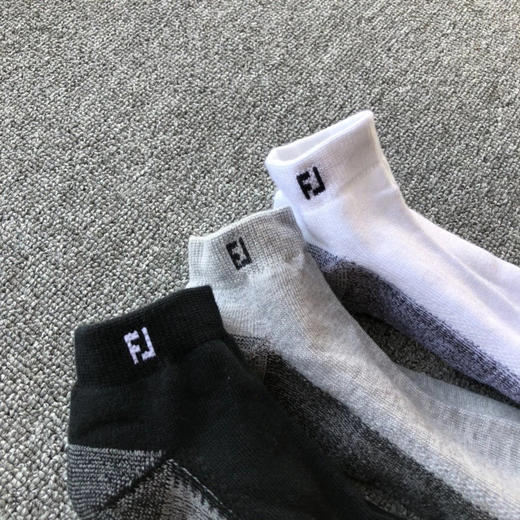 原单正品FJ prodry 男士高尔夫袜子 毛巾底 排汗毛巾底 吸汗 防臭
均码39-45，五双一组 商品图4