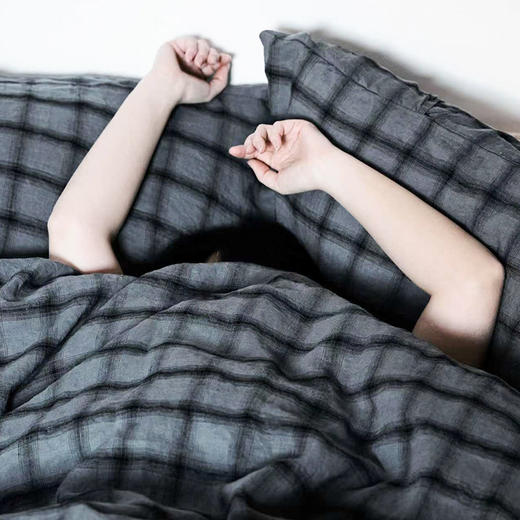 伽罗 JALO 14支复古黑蓝格纹色织亚麻系列床品 商品图3