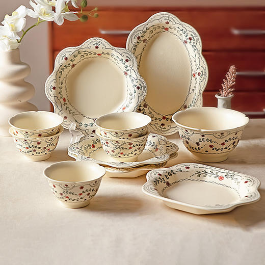 摩登主妇日照柔薇复古釉下彩陶瓷碗碟套装家用高颜值法式碗具汤碗餐盘子 商品图1