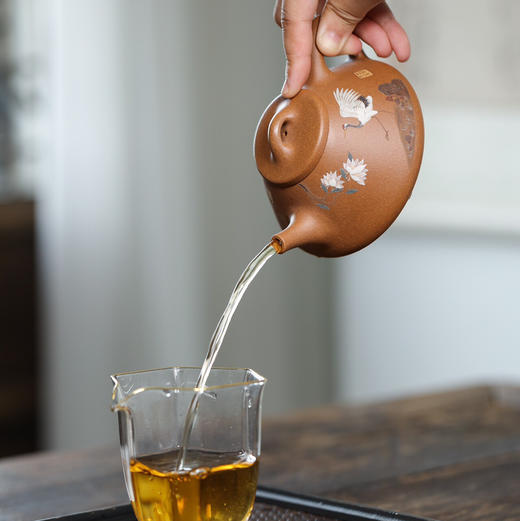 【青山特惠】 宜兴原矿精品全手工段泥 子冶紫砂壶 • 250cc 王文浩 （高工） 商品图7