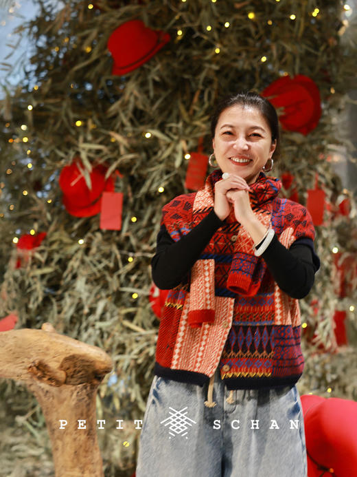 Petit Schan小闪 CLO#1032 Family photo 全家福 绵羊毛拼色新年款百家马甲 商品图2
