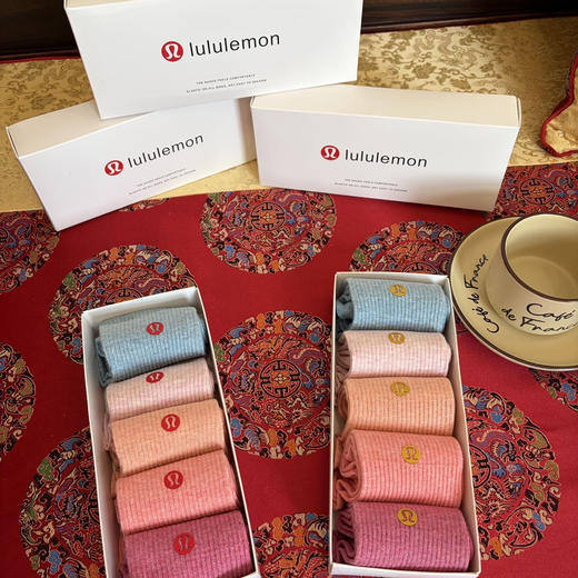 lu家坑条棉花软糯新年礼盒袜 商品图8