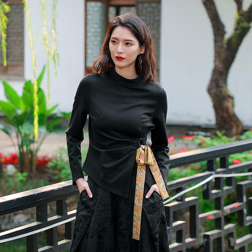 【2026春节款-现货48小时内发】缚风策民族风上衣 | 拍1得3 商品图2