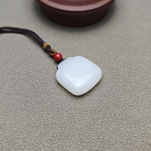 新年特惠！新疆和田玉且末料羊脂玉雅致小方平安牌 126-19 商品图5