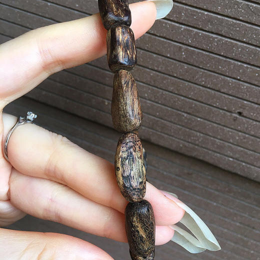 【青山特惠】沉水 文莱沉香 随型野生老料手串 11.3g 16*10mm c6 商品图6