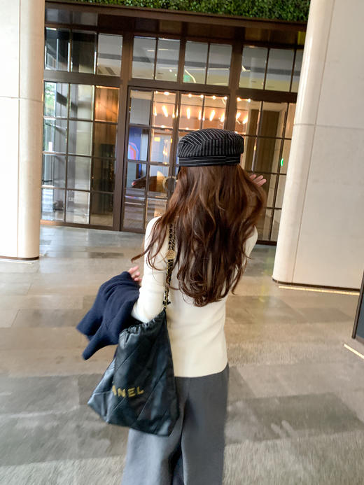 <曾小咸推荐>3.21现货秒杀 ！微信超特价！毛毛马甲 日常239.99 立减140 秒杀99.99！！7分直筒裤 秒杀89.99！！拼布毛衣  秒杀129.99！无袖毛衣 秒杀59.99！！ 商品图10