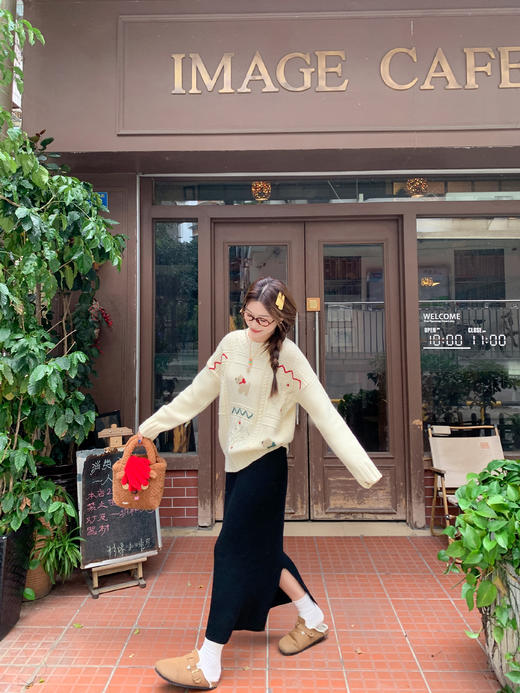 <曾小咸推荐>现货秒杀 ！微信超特价！韩系小狗刺绣毛衣 日常229.99 立减130 秒杀99.99！！ 商品图8