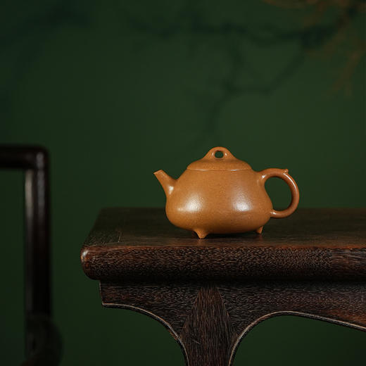 龙德堂陶艺 徐飞制《金权》原矿金砂段 230cc 库存请咨询客服 商品图0