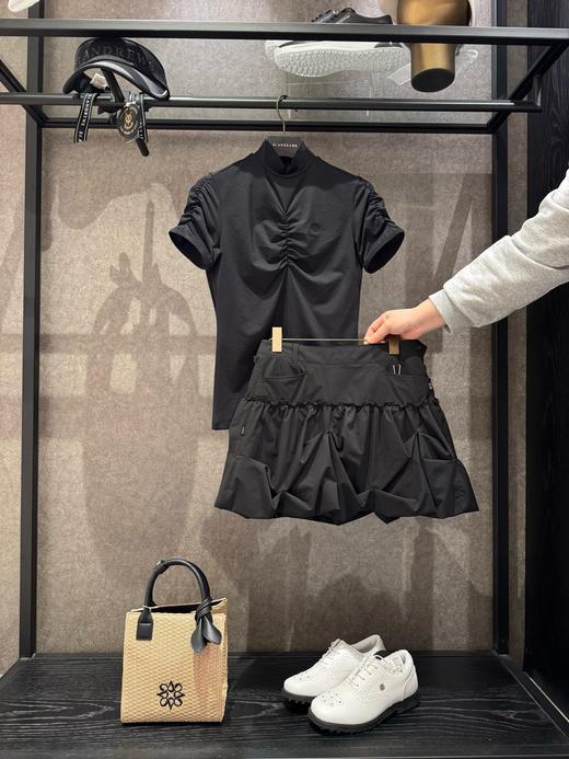 St家春夏新款女士立领套头短袖上衣来啦！🇰🇷贸易高品质❗️这件T的调性和其他是不一样的！松弛感满分！舒适度也满分！太太太好看了！这个季节！这件T不买都会后悔的！ 商品图1