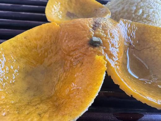 2025 东甲老树圈枝  冬后大红皮 果小皮薄特甜 500克起 商品图5