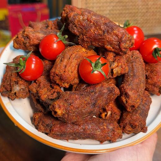 【新品上线】罗大胡子风干鸭脖番茄焦糖青梅网红鸭脖168克 商品图1