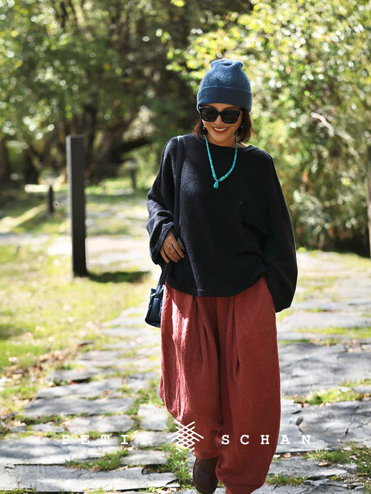 Petit Schan小闪 CLO#1035 More powerful 青出于蓝 骆驼绒羊绒圈纱手工染套头卫衣 商品图4