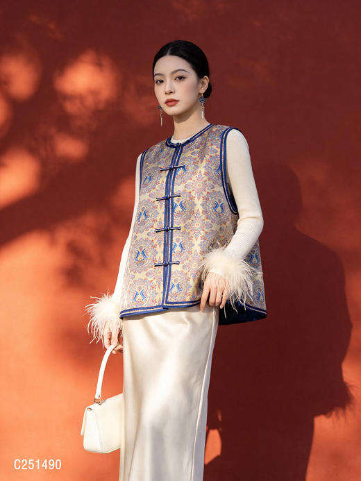 C251490马甲 商品图1