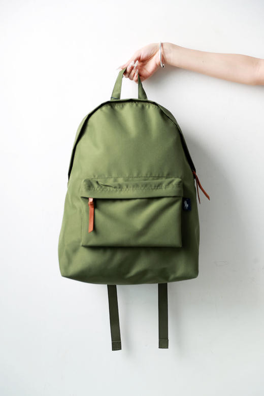 旅顺港出口，是大容量的双肩包。22L双肩带可调节小标背包E012768 商品图8