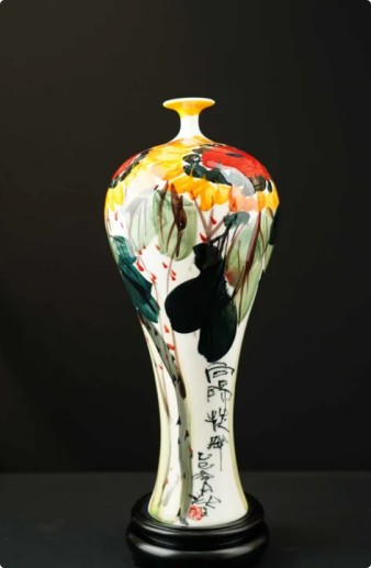 釉中五彩向阳花开赏瓶