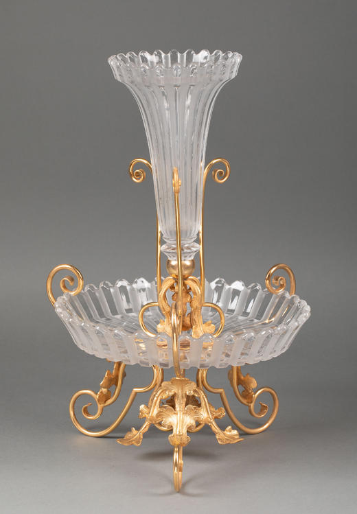 独角鹿西洋古董20世纪初法国著名水晶工坊巴卡拉签名出品卷叶纹铜鎏金精雕装饰马蹄莲造型水晶花瓶/中央摆件 商品图2