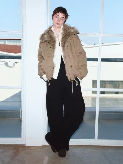 出逃赤岗西/25AWR020/复古可拆卸毛领廓形棉服 商品图2