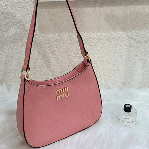 缪缪 Madras 粉红色 牛皮 单肩包 商品图0