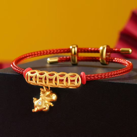 【马上钻钱手串】质感满满，萌马元素寓意“马到成功、好运常伴” 