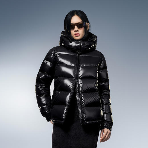 新年红色波司登泡芙700+鹅绒羽绒服女2025冬新款科技蓄热保暖短款 商品图5