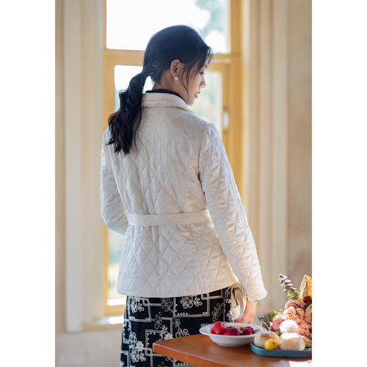 红念米白色棉服女短款小个子设计感2025冬季新款气质棉衣外套上衣 商品图1