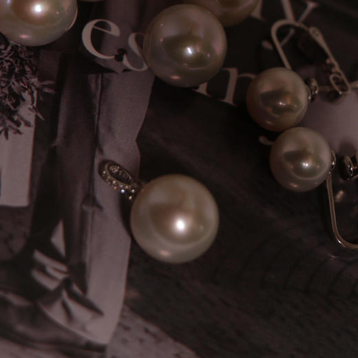 经典奶嘴款吊坠 12-13mm 正圆 细微微瑕 商品图3