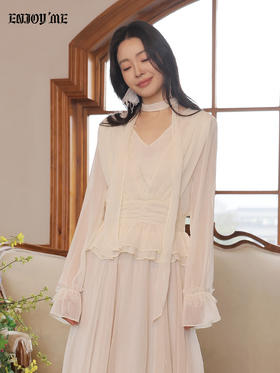 【门店同款】ENJOY春季“柔光芳序”甜美柔雾飘带上衣 169259579