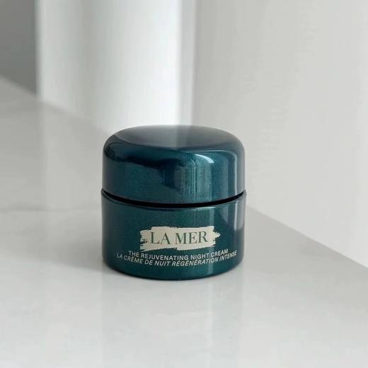 【节日礼盒】LAMER海蓝之谜礼盒装 精萃水150ml+洁面125ml 赠:晚霜7ml*2+礼盒礼袋 商品图4