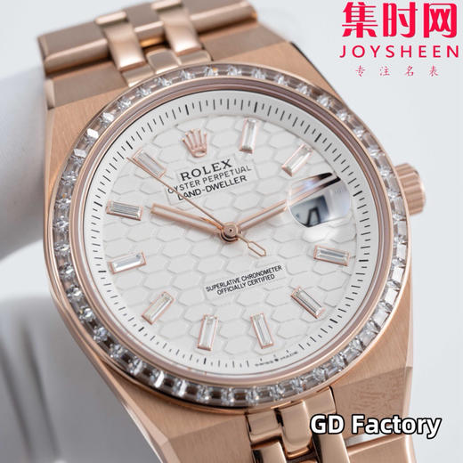 劳力士新款陆使型系列 全玫金透底 五珠带 男士腕表
搭载进口西铁城 商品图1