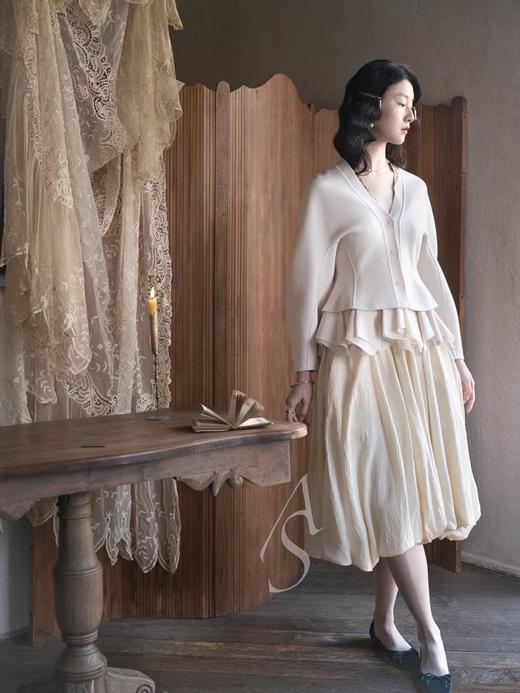 Ashlyn 象牙色Henry羊毛雕塑针织开衫 商品图1