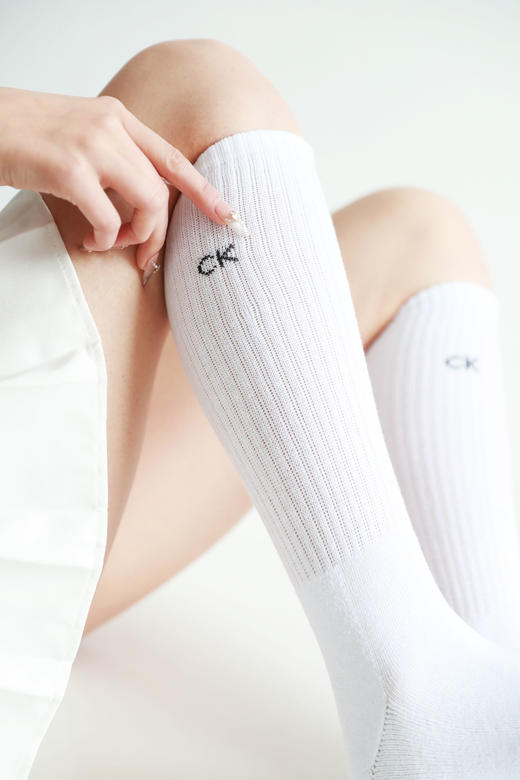 软支撑毛巾底袜子，一卡6双装。松弛感中筒全棉透气运动袜E012758 商品图8