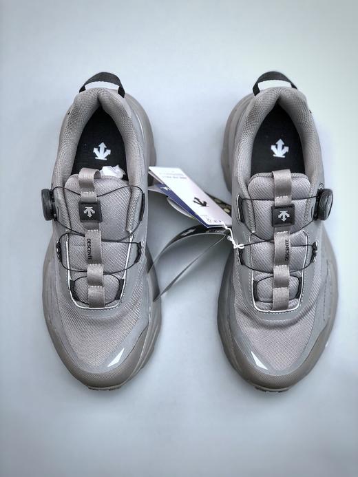 点此购买 迪桑特SKI STYLE系列旋钮款男士都市户外全能鞋 98 340421 商品图4