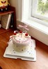 【优品系列】---【可爱小樱桃粉色蝴蝶结】送女友、女孩生日蛋糕（白色底方形托） 商品缩略图1