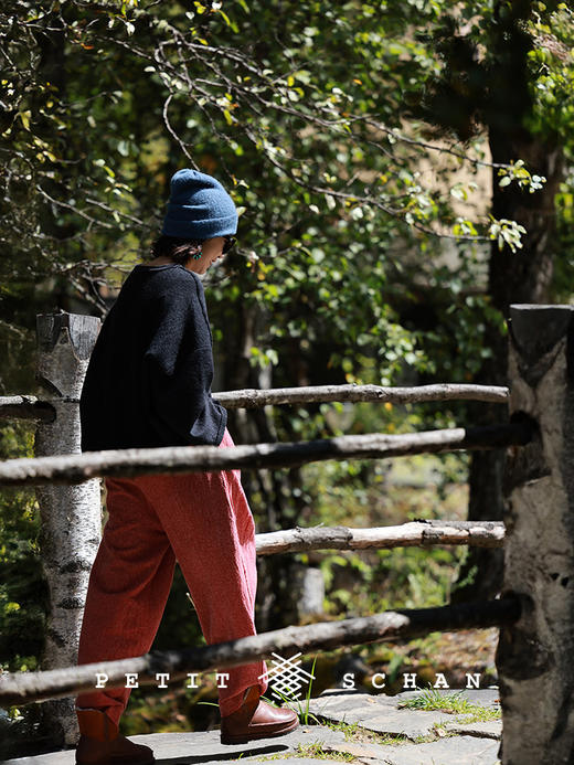 Petit Schan小闪 CLO#1034 Red lantern 大红灯笼 羊毛棉圈纱手工染色打坐裤萝卜裤 商品图4
