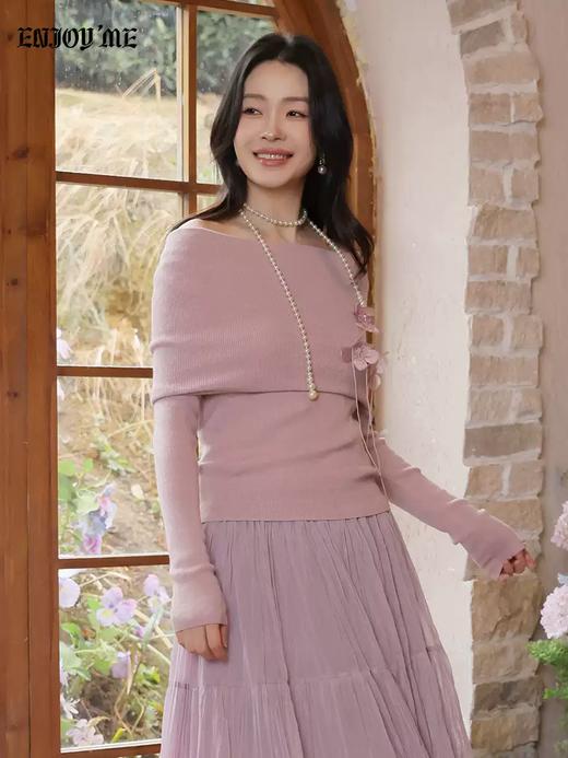 【门店同款】ENJOY春季“柔光芳序”玫瑰呓语针织上衣 169249080 商品图3