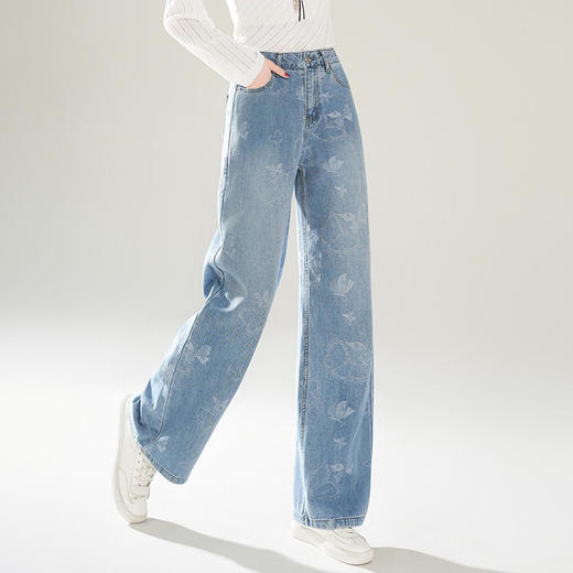 「自」全新升级【铂金会员174/天猫229/差价55】(11945)洛诗琳美式复古蓝色牛仔裤2026春季新款蝴蝶印花显瘦阔腿直筒裤 商品图0