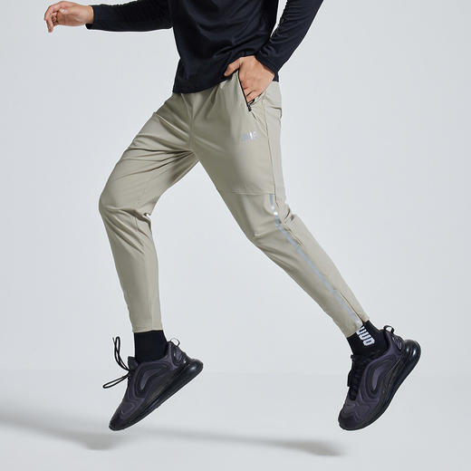 OMG运动 弹力训练裤男收口小脚运动裤春秋季透气吸湿排汗长裤 商品图3