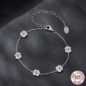 【情人节礼物❗️小众不撞款】新款四叶草莫桑石手链 简约百搭少女心s925纯银幸运手链。jc