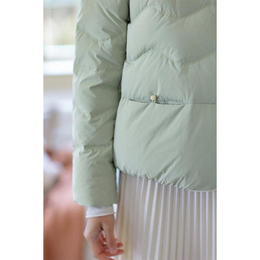 红念豆绿色白鸭绒羽绒服女短款小个子设计感2025冬季新款外套上衣 商品图3