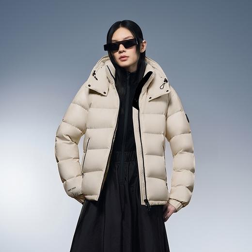 新年红色波司登泡芙700+鹅绒羽绒服女2025冬新款科技蓄热保暖短款 商品图3