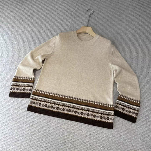 【来点不一样的】横扫！牛货来了！柜3500+！2026混纺费尔岛提花宽松圆领针织衫女款！ 商品图4