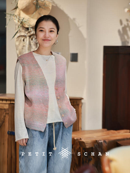 Petit Schan小闪 CLO#1032 Hazy peach blossoms 烟雨桃花 羊毛羊驼毛混纺渐变V领针织马甲 商品图1
