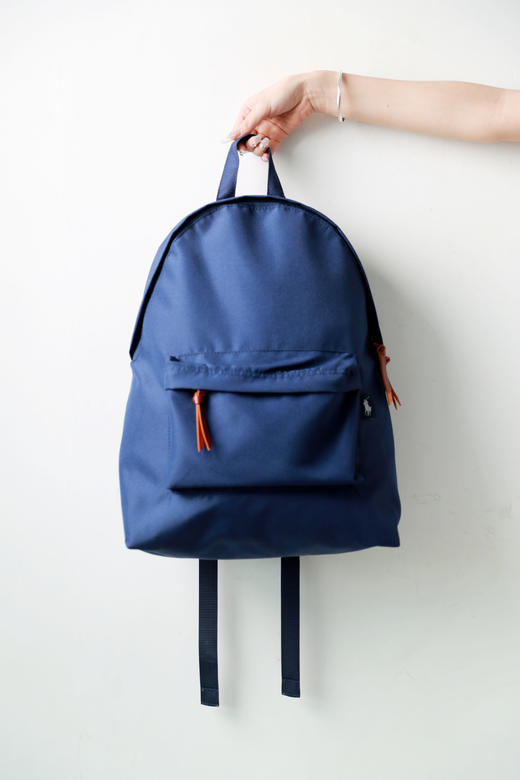 旅顺港出口，是大容量的双肩包。22L双肩带可调节小标背包E012768 商品图7