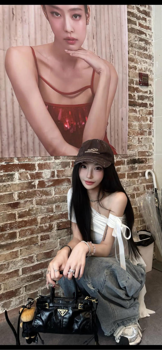 Prada Bonnie mini 黑金油蜡牛皮 斜挎包 商品图3