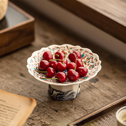 【斗彩高脚盘】中式复古风陶瓷茶点盘家用摆件零食干果盘入宅必备茶几摆台水果盘 商品图3