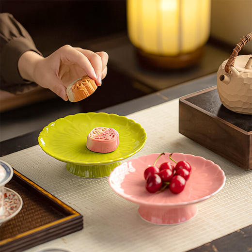 【菊瓣高脚盘】中式复古陶瓷茶点盘高脚水果盘创意零食糕点盘家用茶几干果盘摆台 商品图1