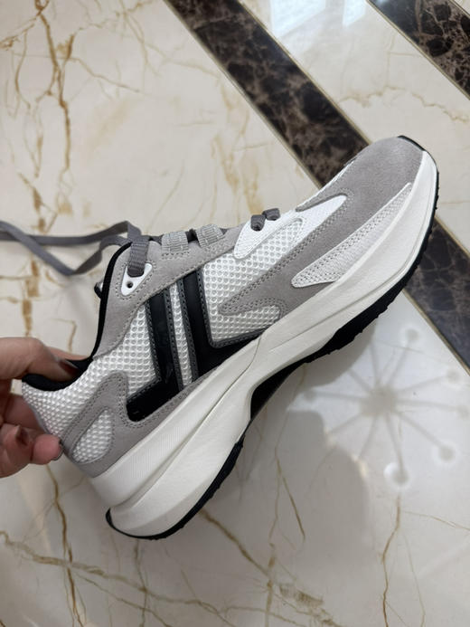 127-1亏大清捡大漏❗️原厂渠道货 lanv情侣款 网布牛皮拼接 运动休闲鞋 跟脚好跑巨舒适  部分尺码年后发 商品图1