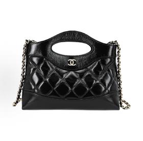 顶级免税版 VIP专柜体验 收到即官网同样 CHANEL 31 Bag 真的太可爱了！背法任意切换 手拎也很可爱 不是小废包 油蜡皮超有质感～