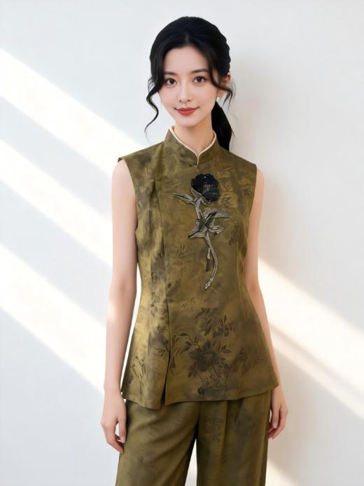 SC1AL03_苔绿色_马甲_春季_新中式立领刺绣提花_高级女装_BERNIEELEN 伯妮斯茵 商品图4