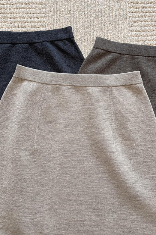 128-2 渠道圆正 松弛优雅高级 小禾女士羊毛半身裙 商品图9